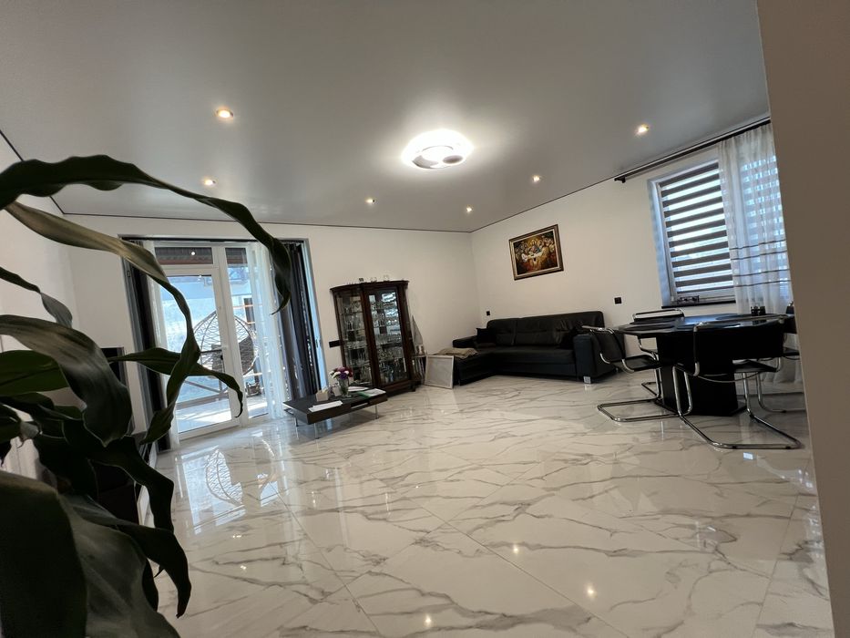 Продаж готового будинку під єоселю