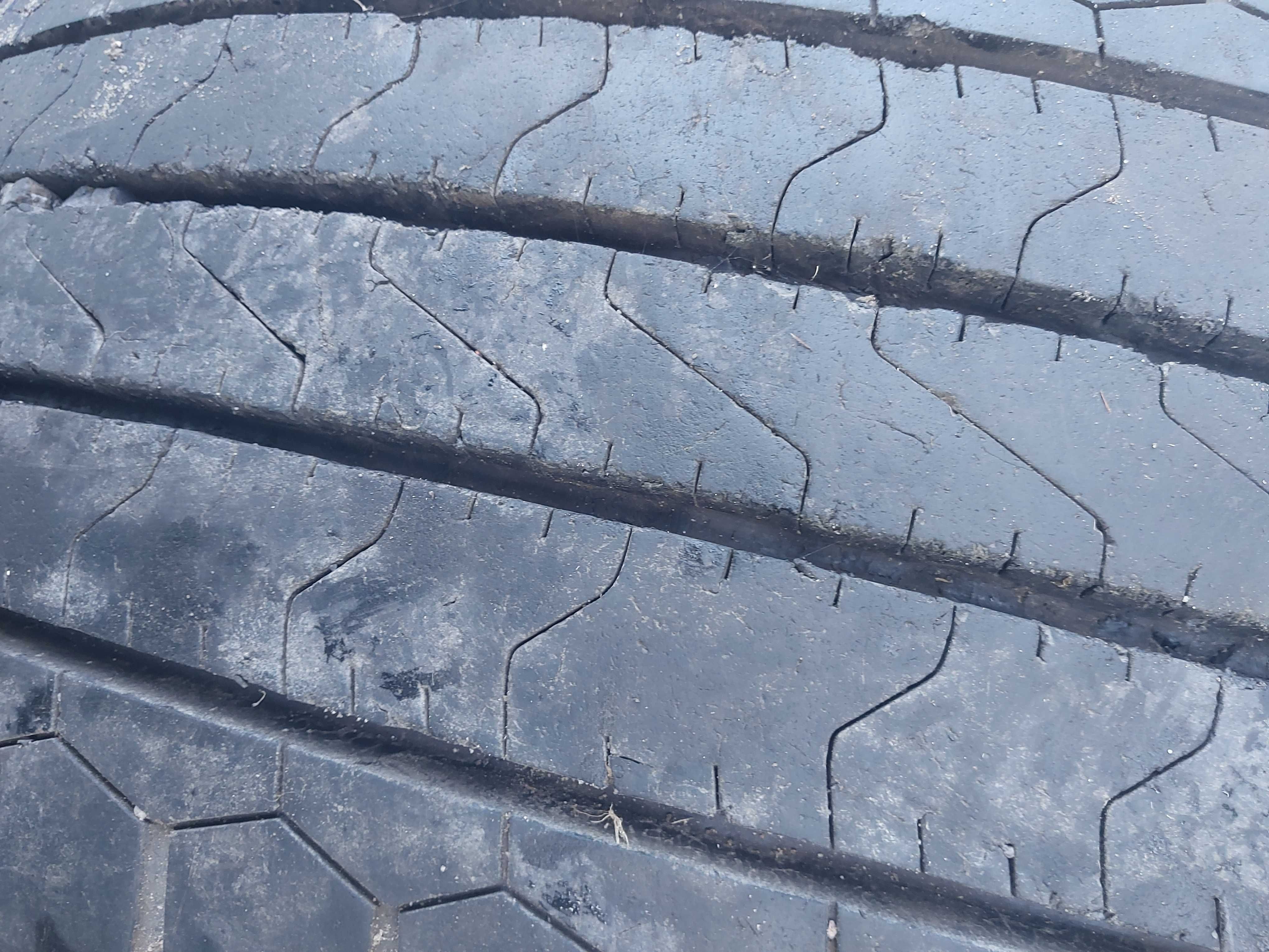 Dębica DRS 2 PROWADZĄCE JAK NOWE 8 TYS przebiegu 315/70/22.5
