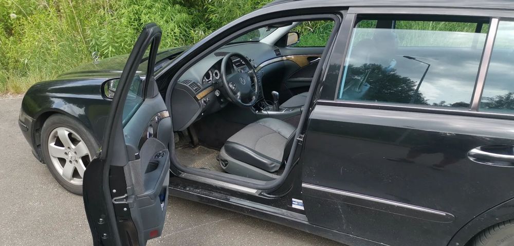 Mercedes-Benz Klasa E Pierwszy właściciel w Pl nowy akumulator agm.