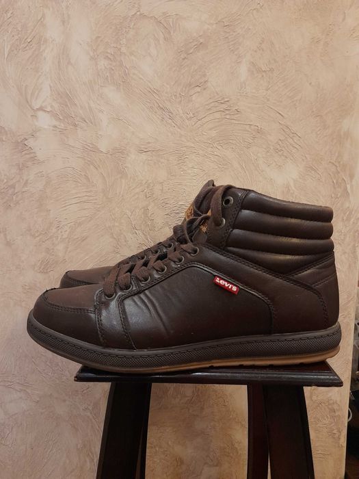 Продам ботинки LEVIS  Размер 42