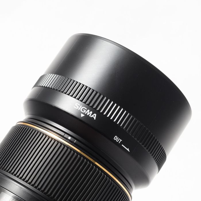 Об'єктив Sigma AF 105mm f/2.8 EX DG OS HSM Macro для Canon