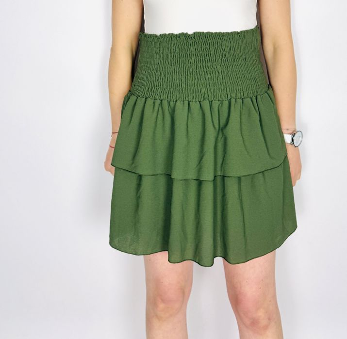 Zielona spódnica z falbanami i gumką M 38