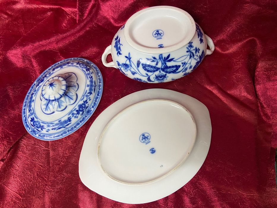 Varias peças Caixa Terrina Prato Saleiro Porcelana Vista Alegre VA 1