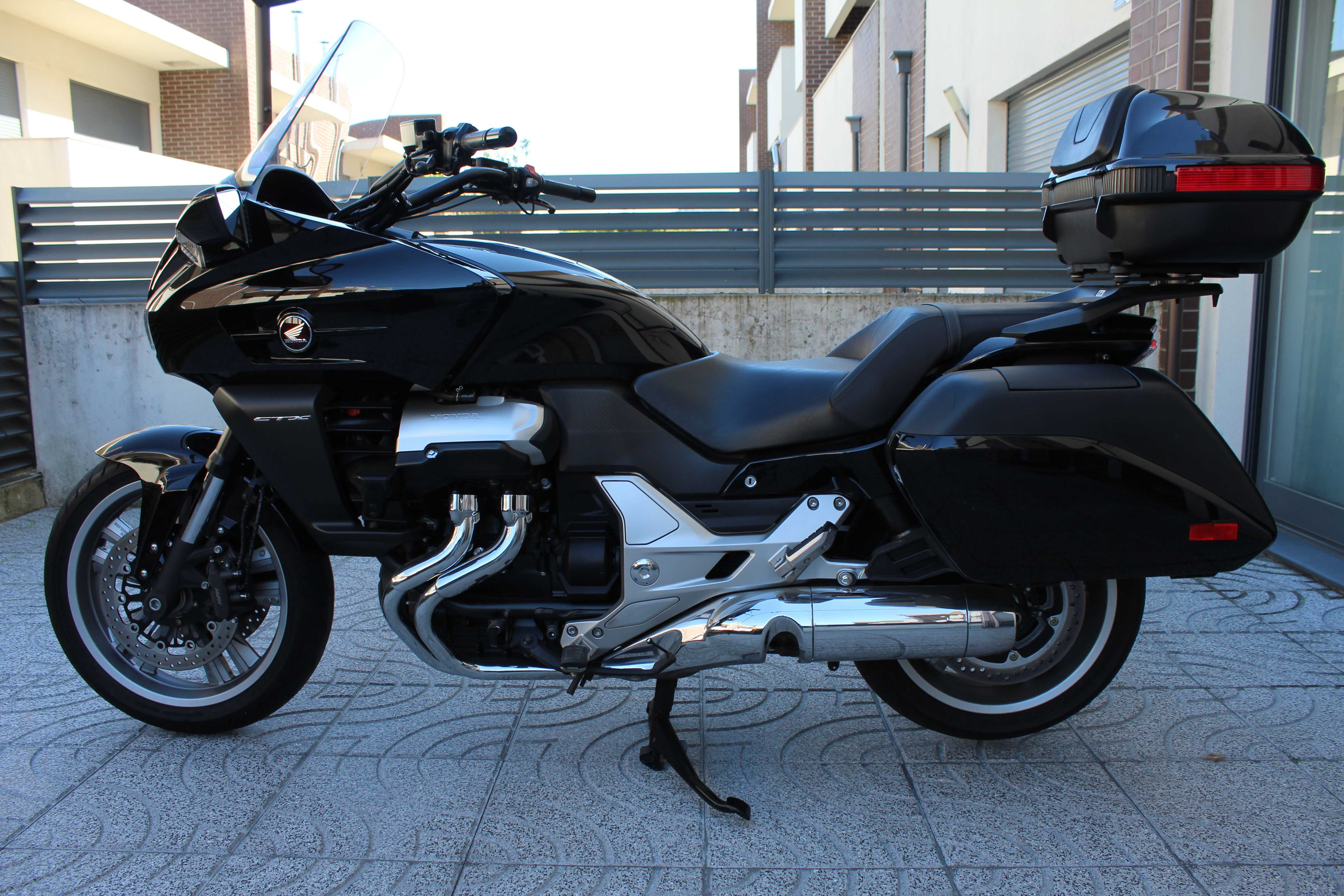 Vendo Honda CTX 1300