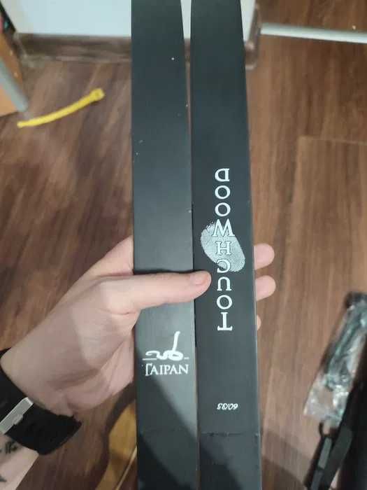 Łuk Hunter Touchwood TAIPAN 35/60 + akcesoria (pełen zestaw) + GRATIS