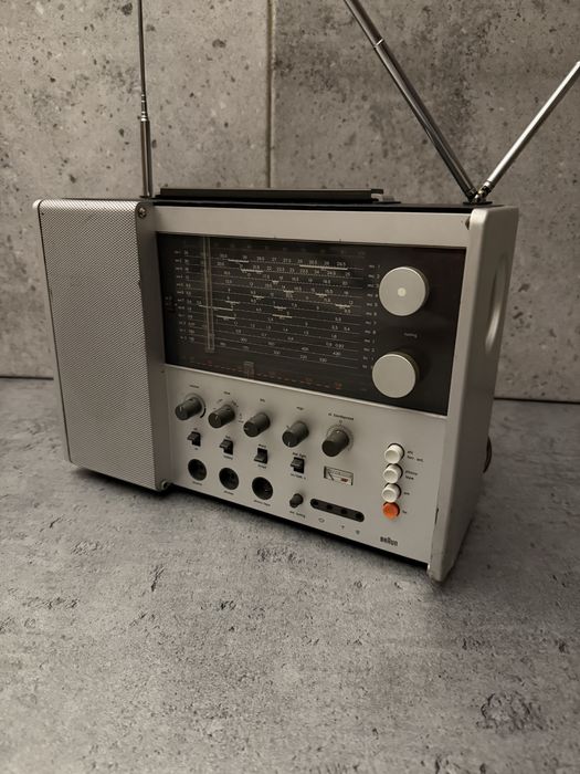 Radio Braun Station T1000
