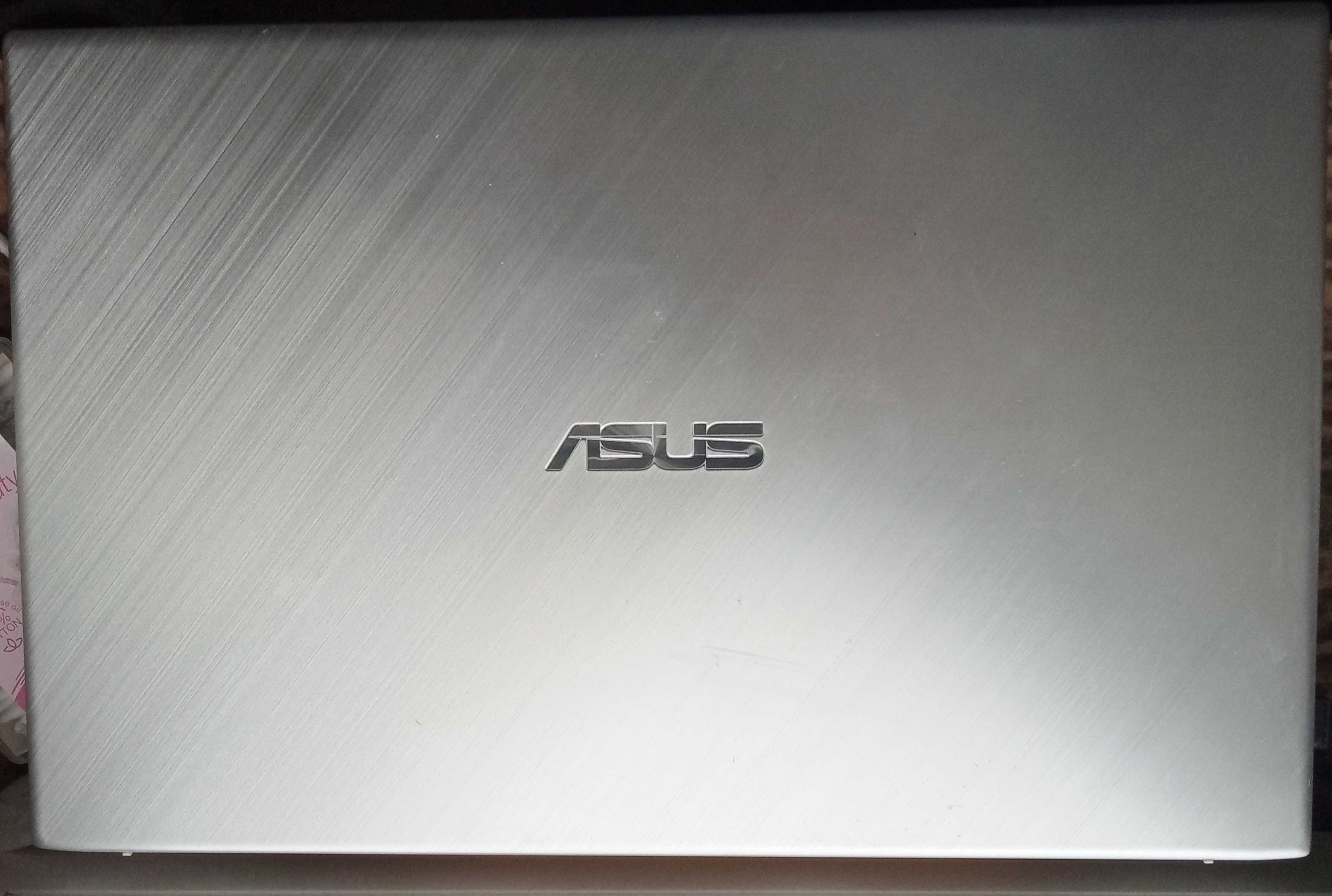 Laptop Asus VivoBook