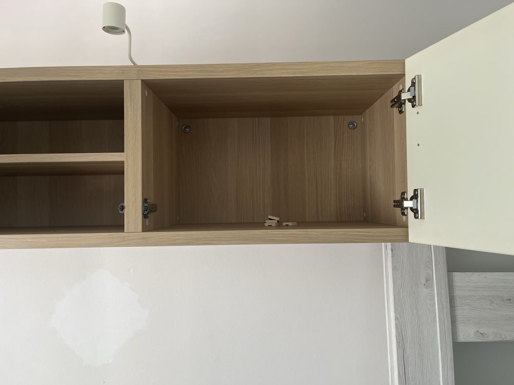 Komplet szafek marki Ikea Besta