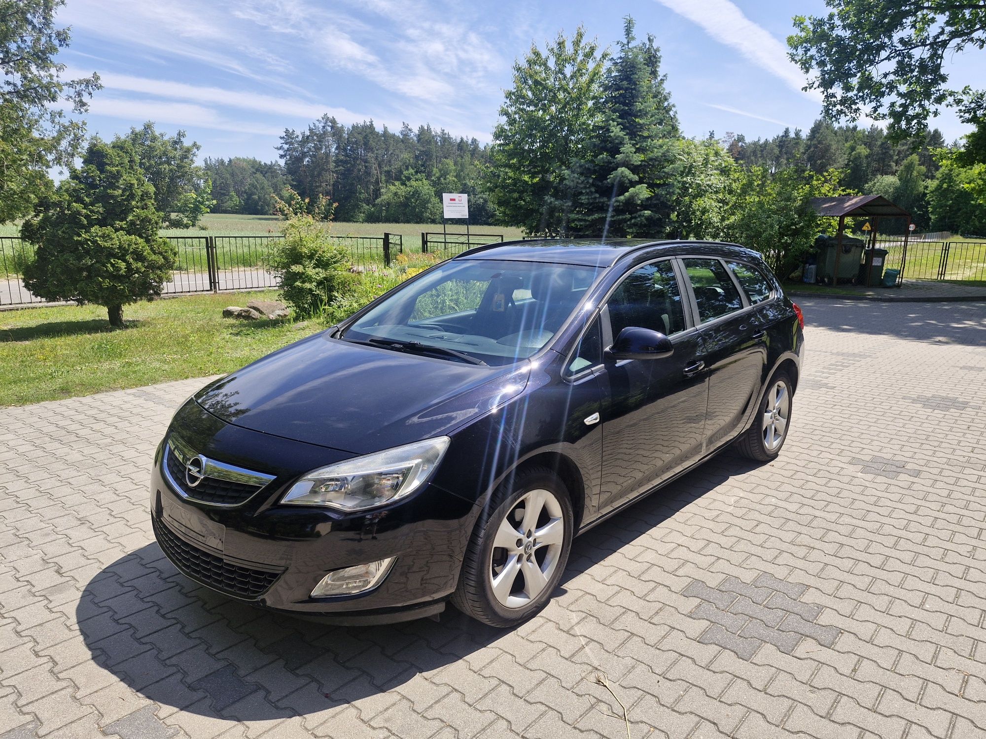 Opel Astra J 2011 1.4turbo