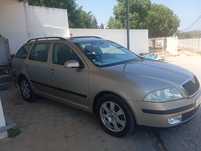 Skoda Otávia em muito bom estado