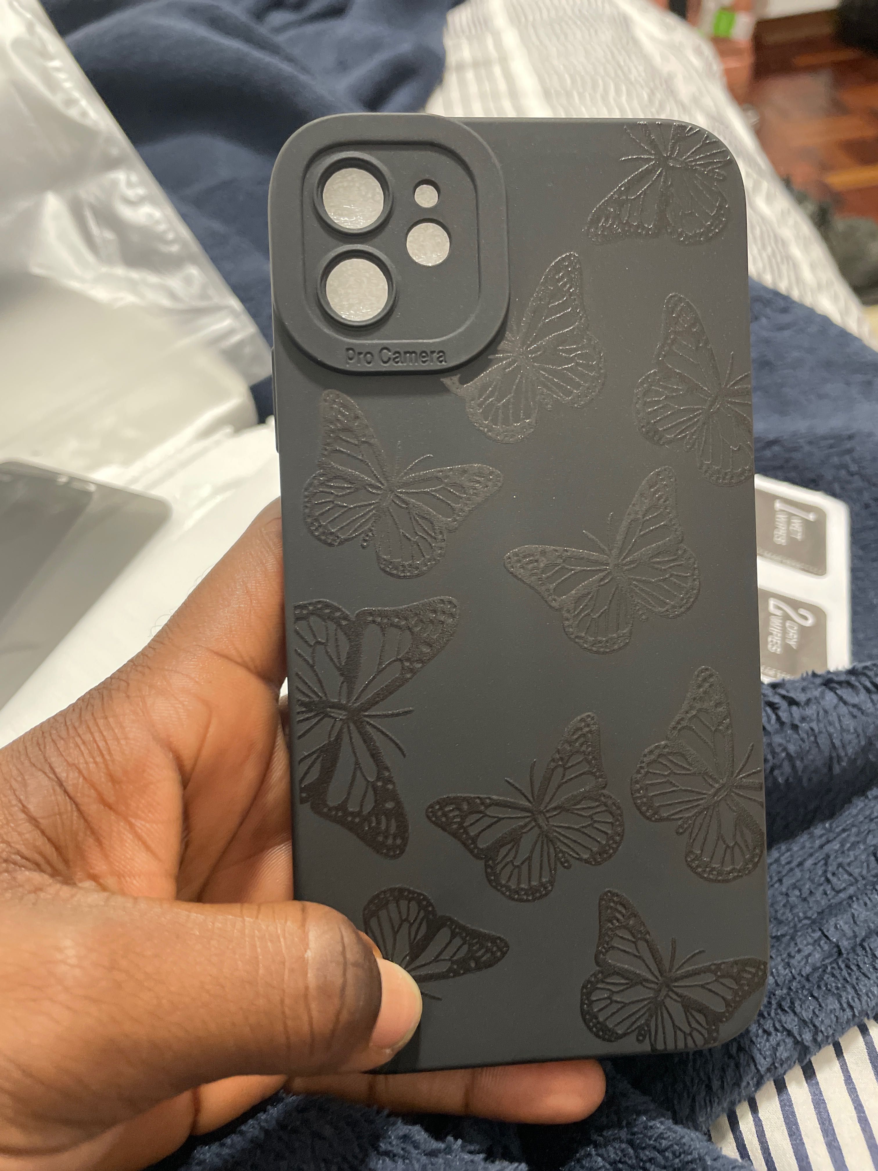 Capa e 3 películas para iPhone 11 normal