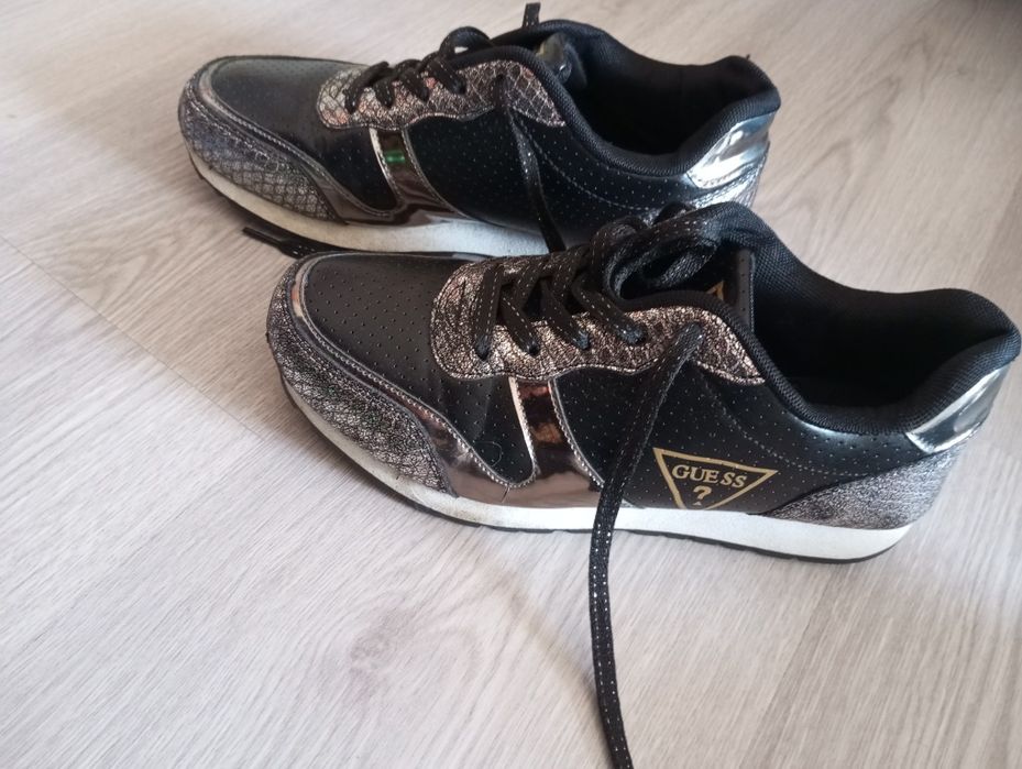 ---Tênis  usado 38 ---