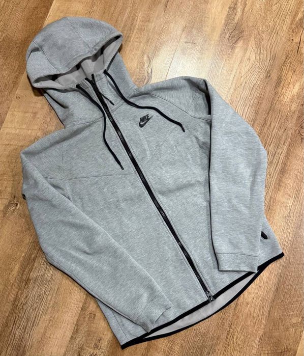 Кофта tech fleece