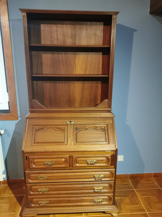 Quarto completo, de uma pessoa, ótimo estado.