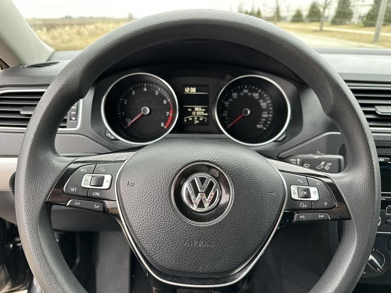 2015 Volkswagen Jetta 2.0 атмосферний