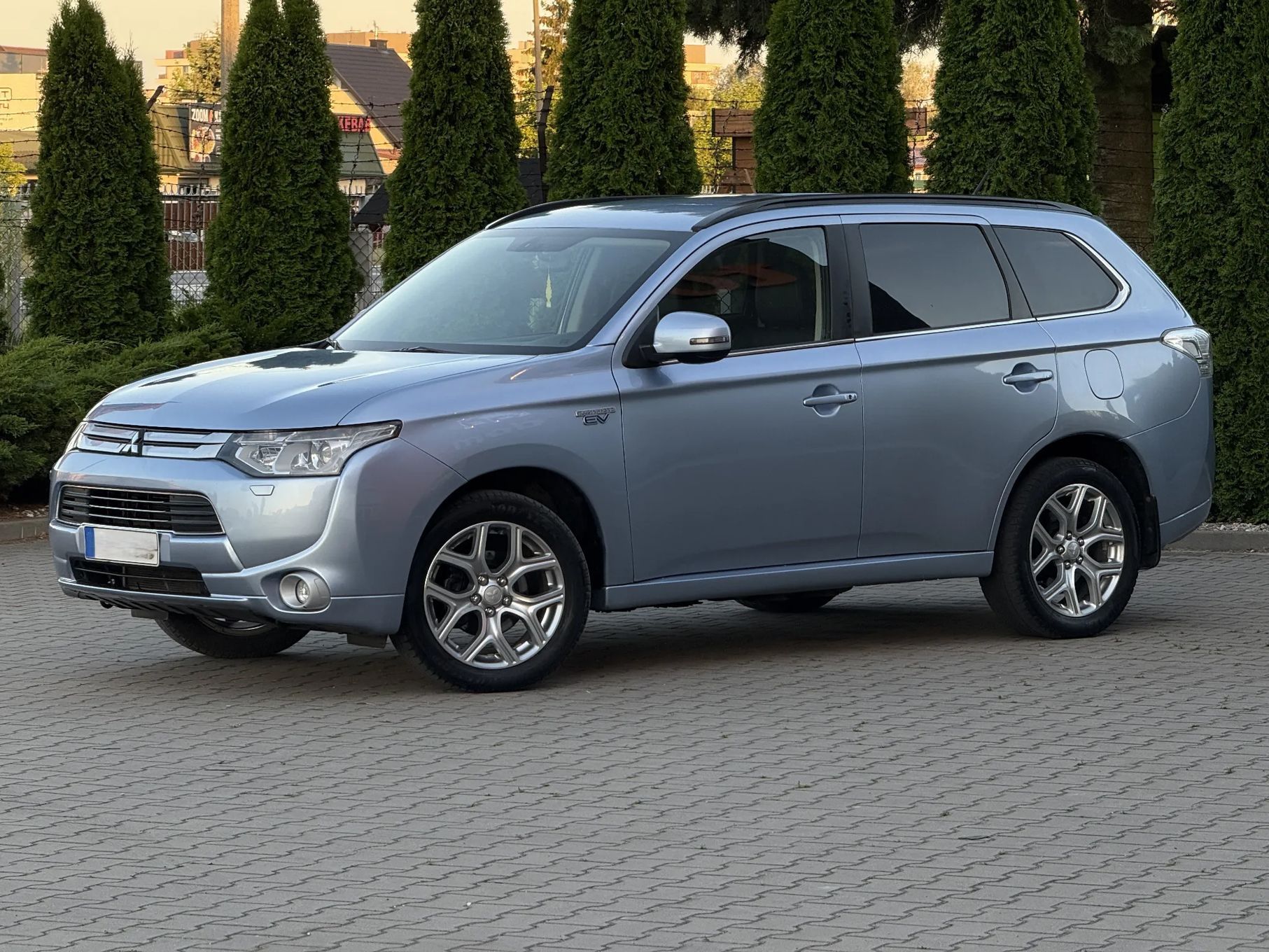 Mitsubishi Outlander Outlander PHEV 2.0 203KM Nawigacja skóra Kamera