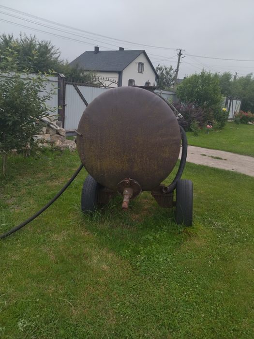 Продаю бочку каналізаційну до трактора