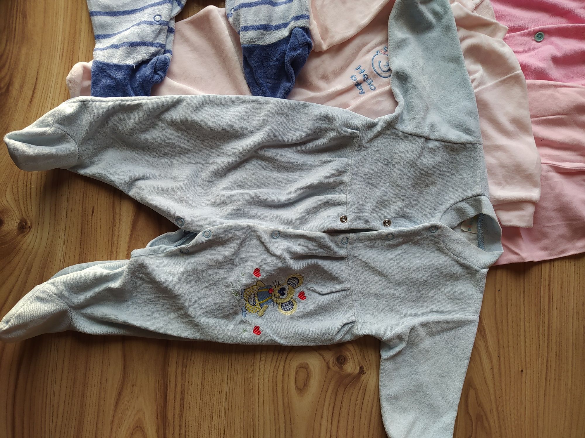 Sweter, śpiochy, kaftanie spodnie, bluzka r. 62