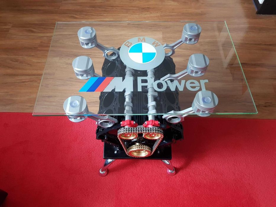 Stolik ława z bloku silnika BMW V8 M-Power.