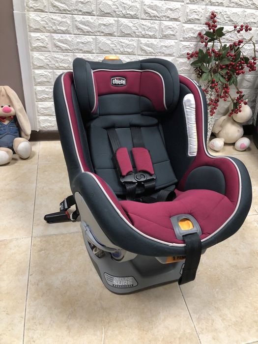 Автокрісло Chicco Nextfit Група 0+/1/2 (0-30кг) автокресло