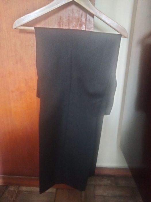 Calça Cinzenta de Homem nr 44