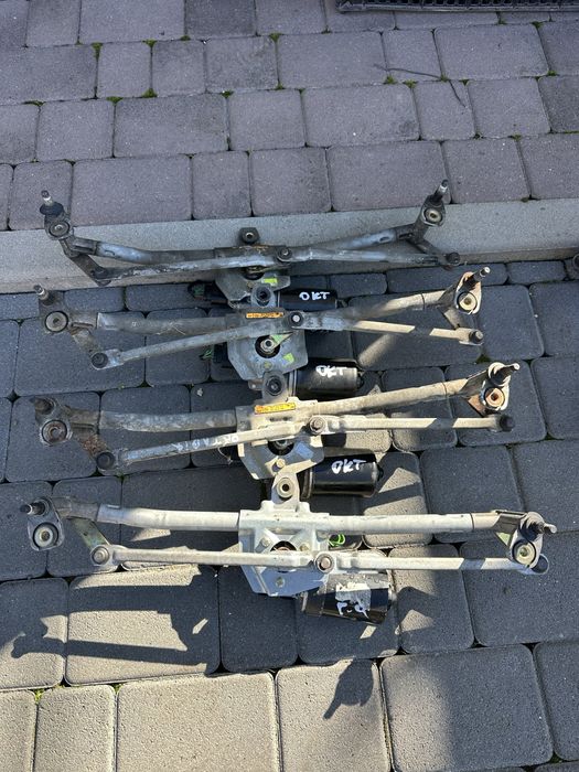 Трапеція Дворнік Октавія Тур Гольф4 Бора Octavia Golf4 Bora