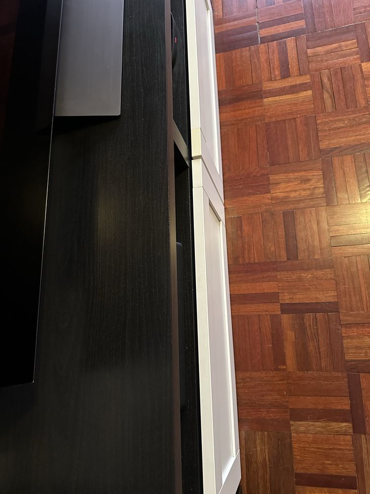 Armário TV IKEA Preto e Branco