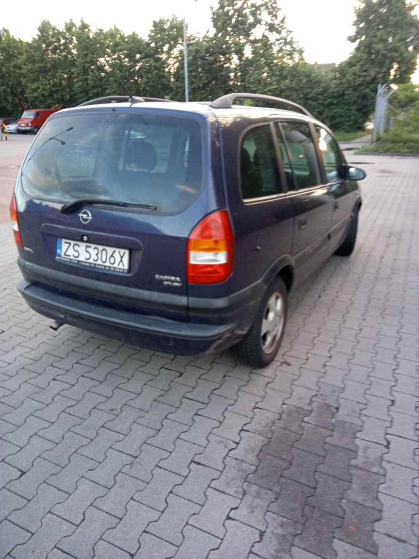 Sprzedam opla Zafire 2.0  diesel