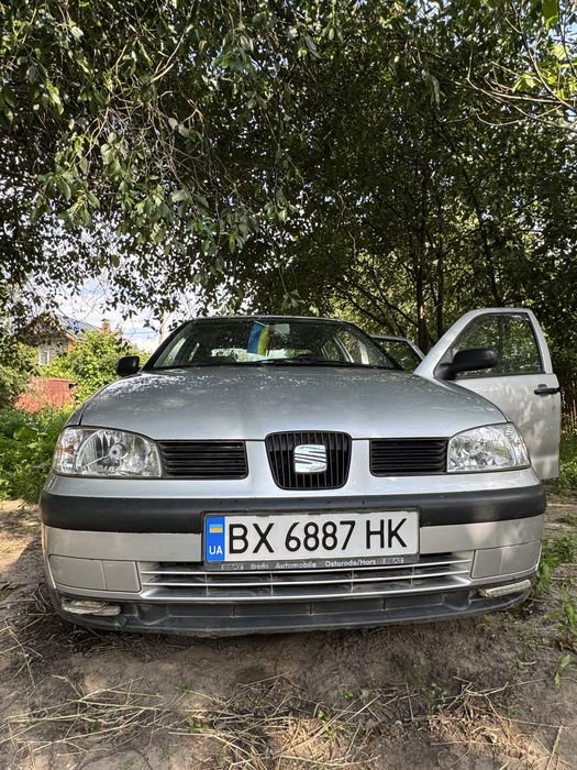 Продам машину Seat cordoba 2001