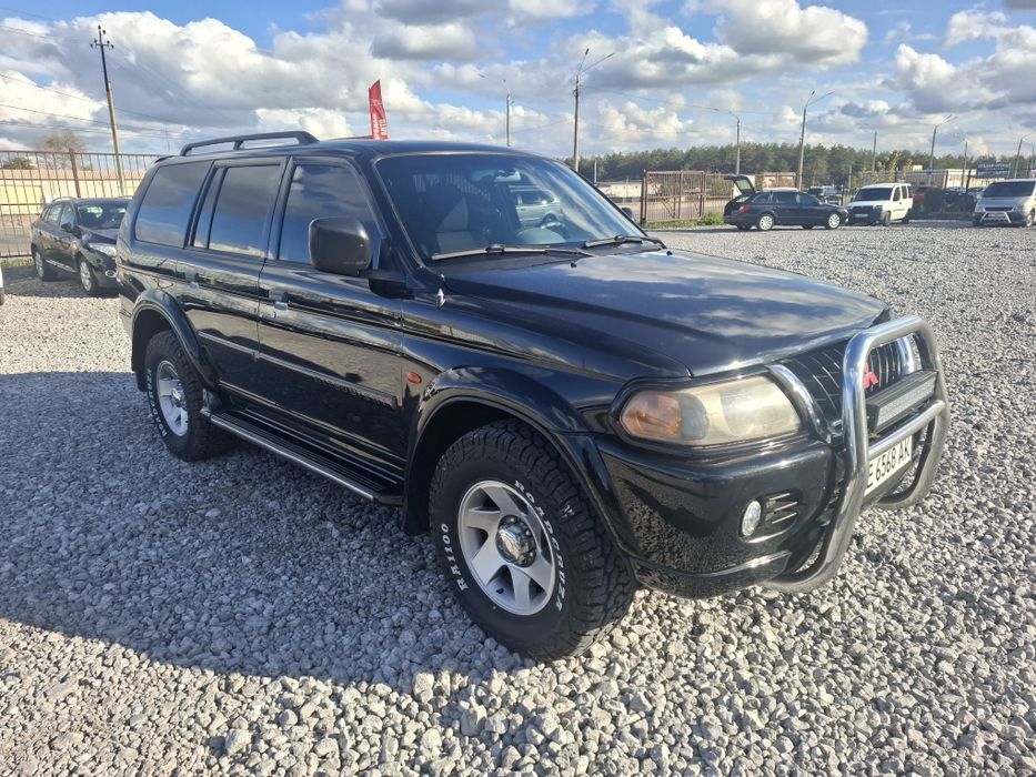 Mitsubishi pajero sport