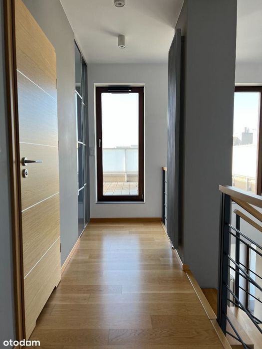 Dwupoziomowy apartament z 3 tarasami, Wilanów