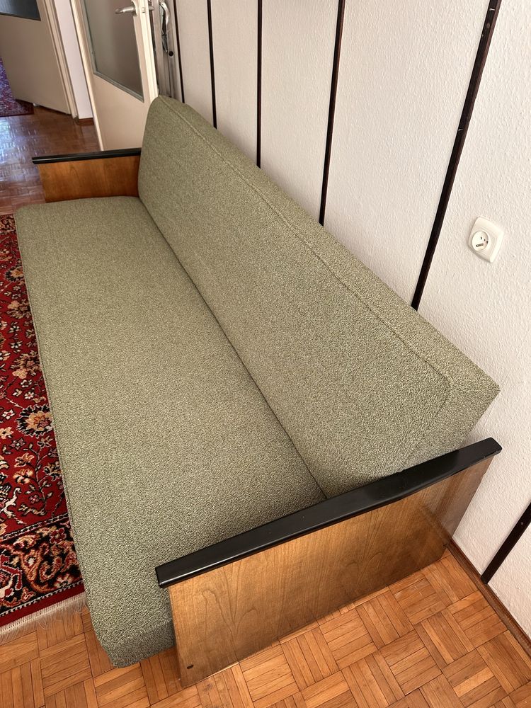 Wersalka PRL z funkcją spania