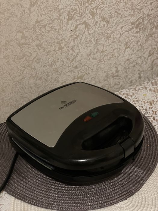 Електрогриль 400 грн