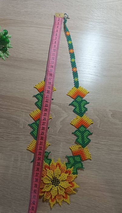 Кольє ручної роботи в стилі Уічольські квіти