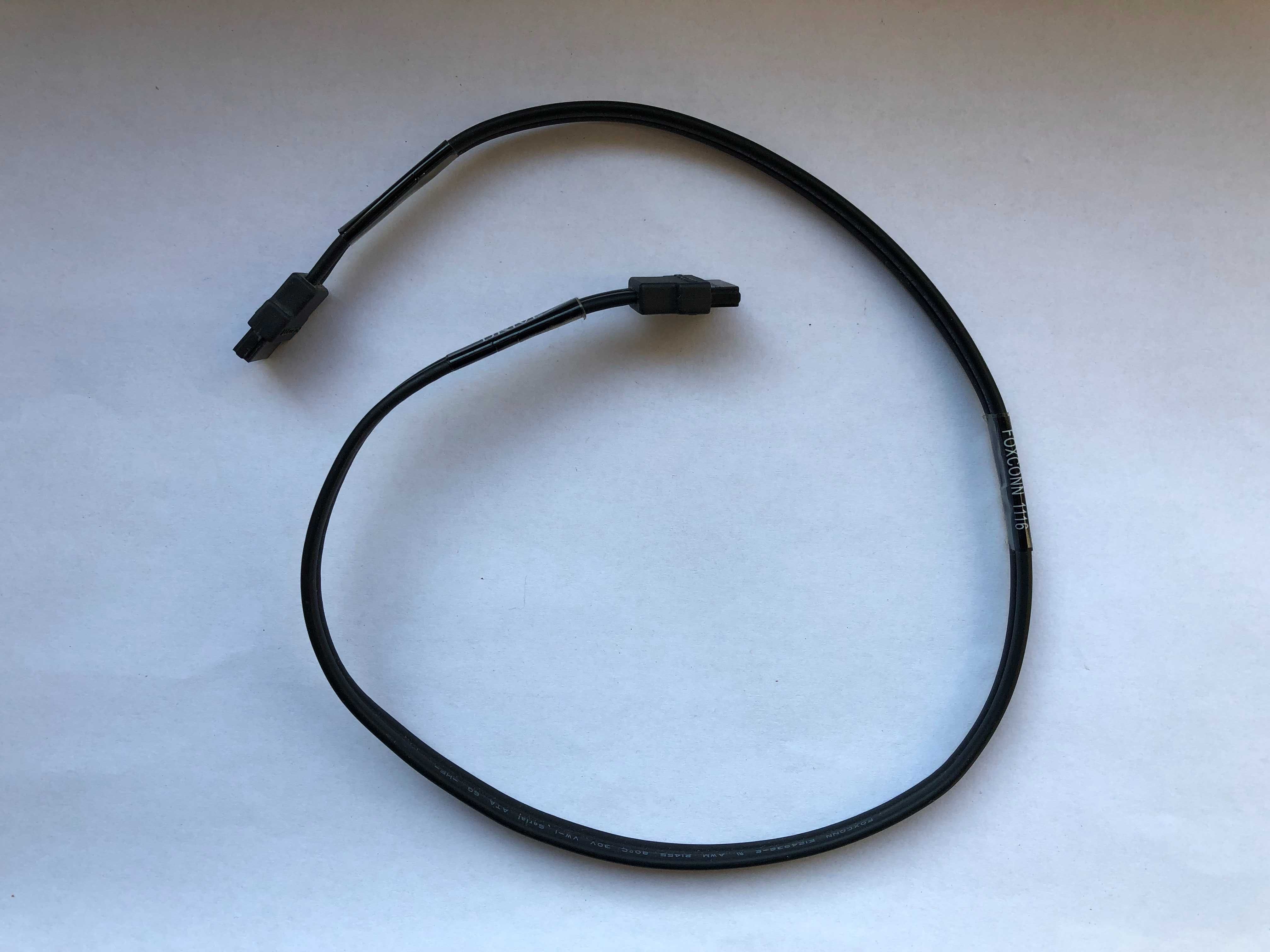 Kabel przewód płaski łączący dysk twardy lub napęd DVD z płytą główną
