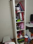 Móvel de quarto com 5 prateleiras