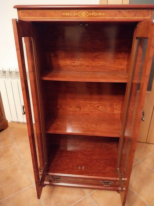 Móvel vintage encantador