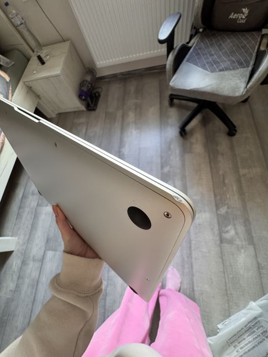 MacBook air 13” M1 8/256
