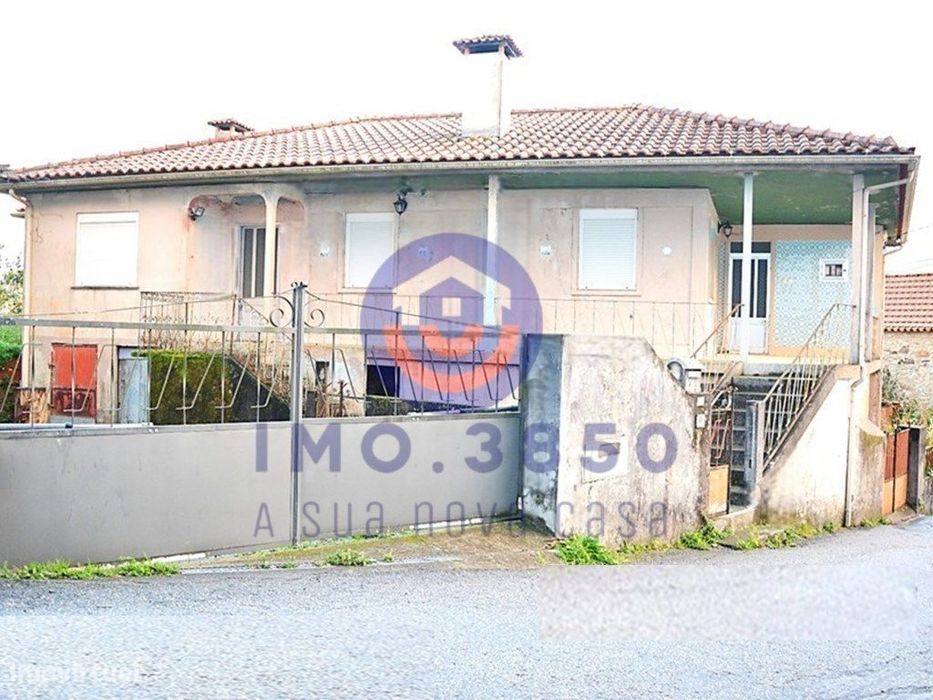 Moradia T3+1 em Pessegueiro do Vouga
