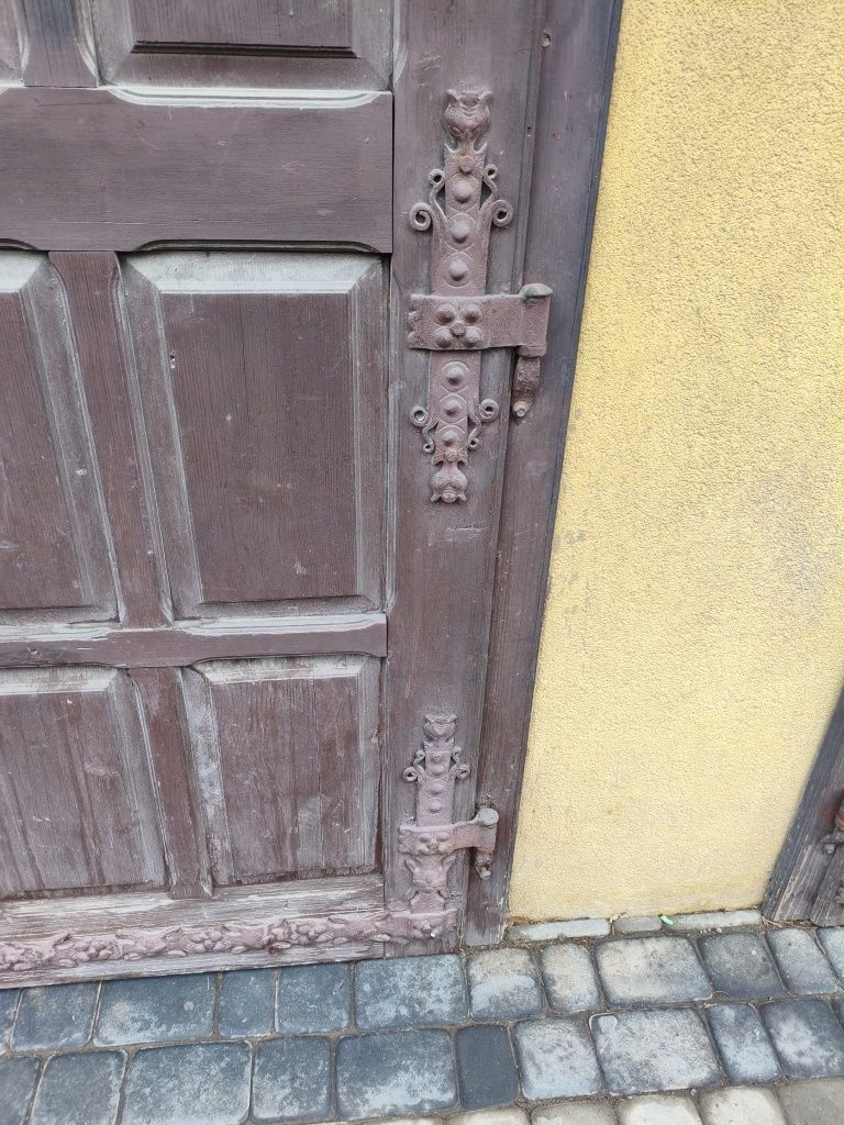 Brama garażowa typu wrota