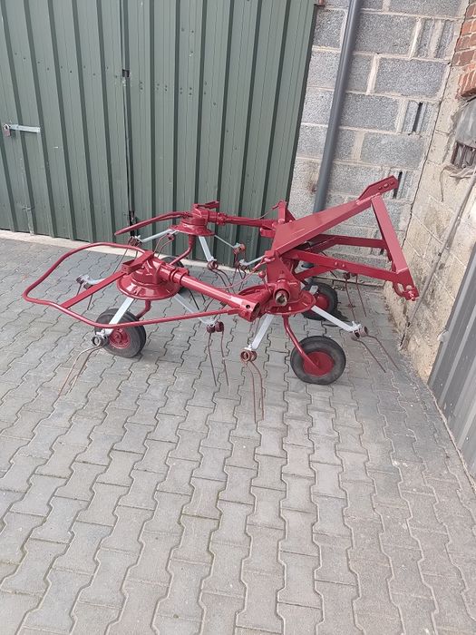 Przegrabiarka przetrząsacz pająk do siana deutz fahr