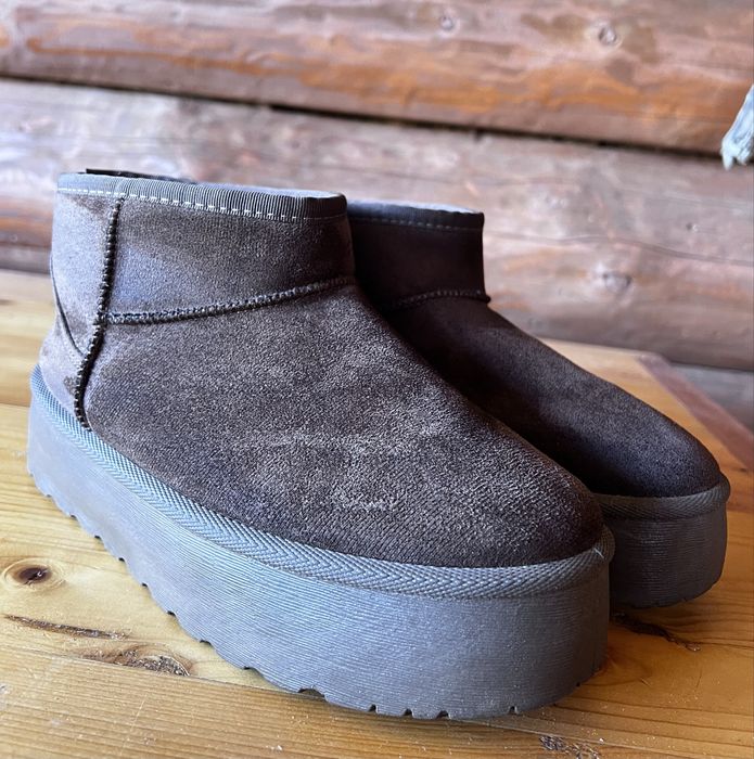 Шоколадні уги на високій, зручній підошві