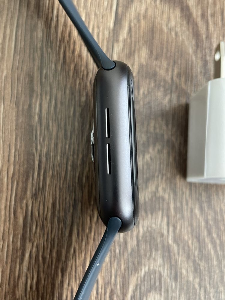 Apple Watch 5-44mm