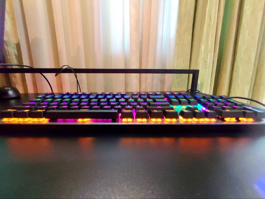 Идеальное состояние! Клавиатура Hator