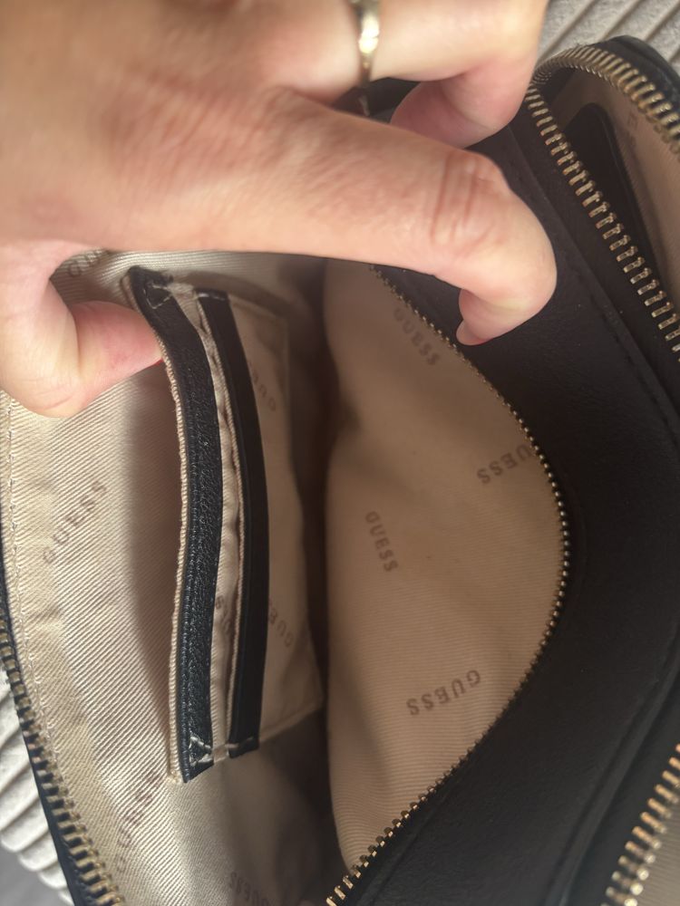 Torebka damska Guess