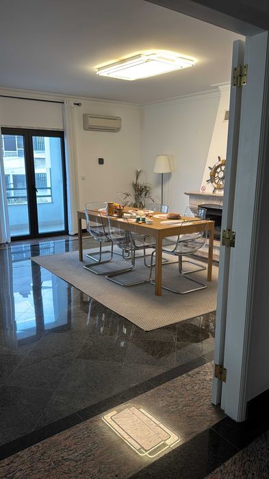 Suite em moradia com piscina nos Jardins da Parede
