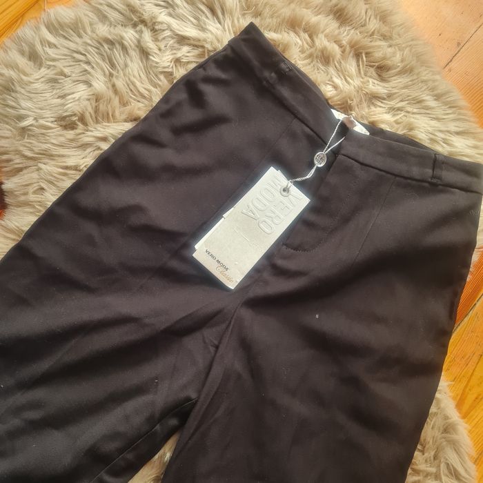 Vero Moda spodnie czarne cygaretki nowe z metką r. XS luźne