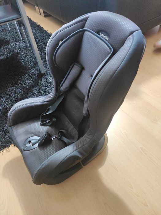 Cadeira auto para criança até aos 18 Kg