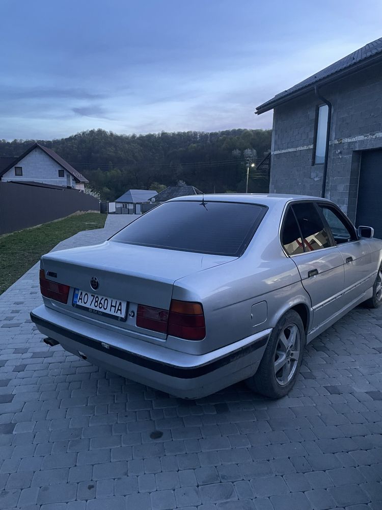 продам BMW e34