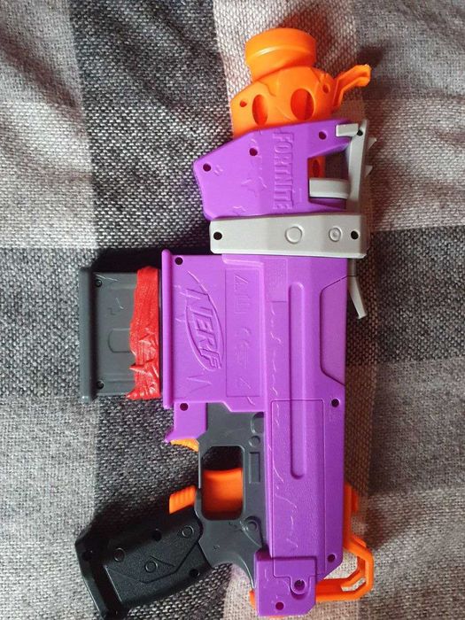 Пістолет Nerf Fortnite + 20 патронів + пістолет Nerf Rival